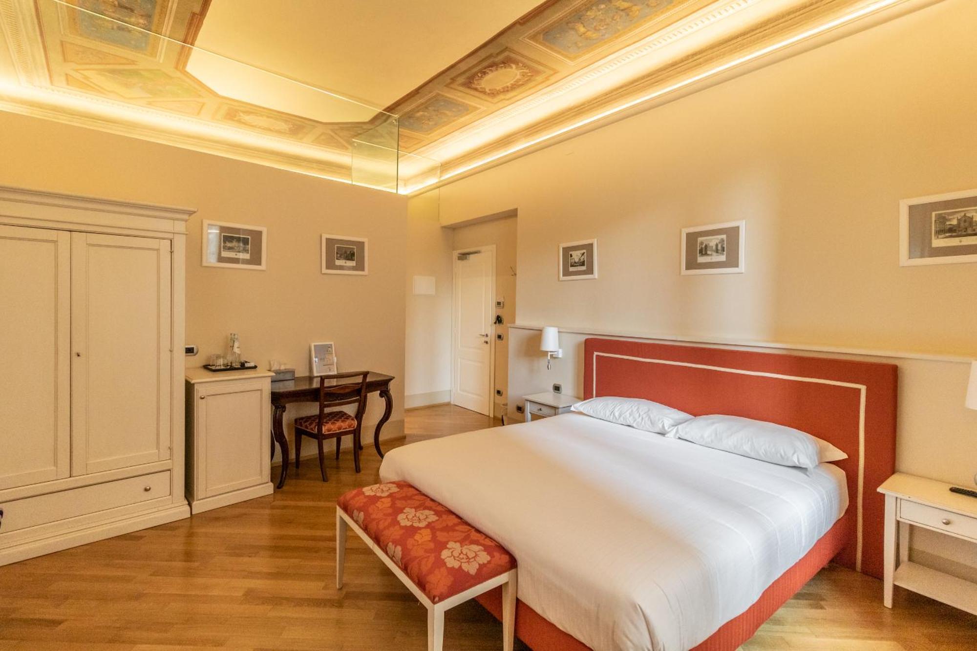 Casa Isolani Luxury Rooms Piazza Maggiore 1 Bolonia Zewnętrze zdjęcie