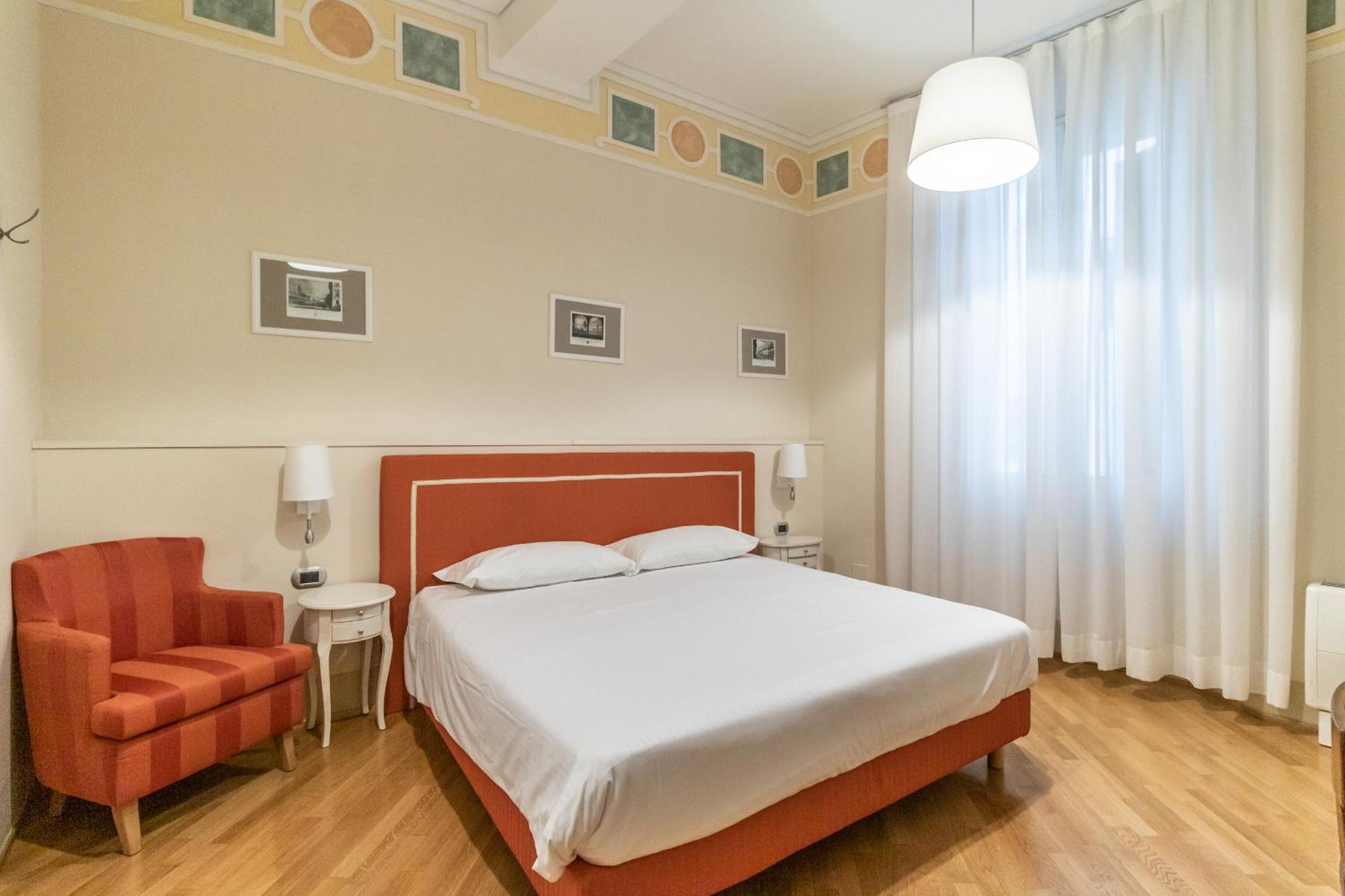 Casa Isolani Luxury Rooms Piazza Maggiore 1 Bolonia Zewnętrze zdjęcie