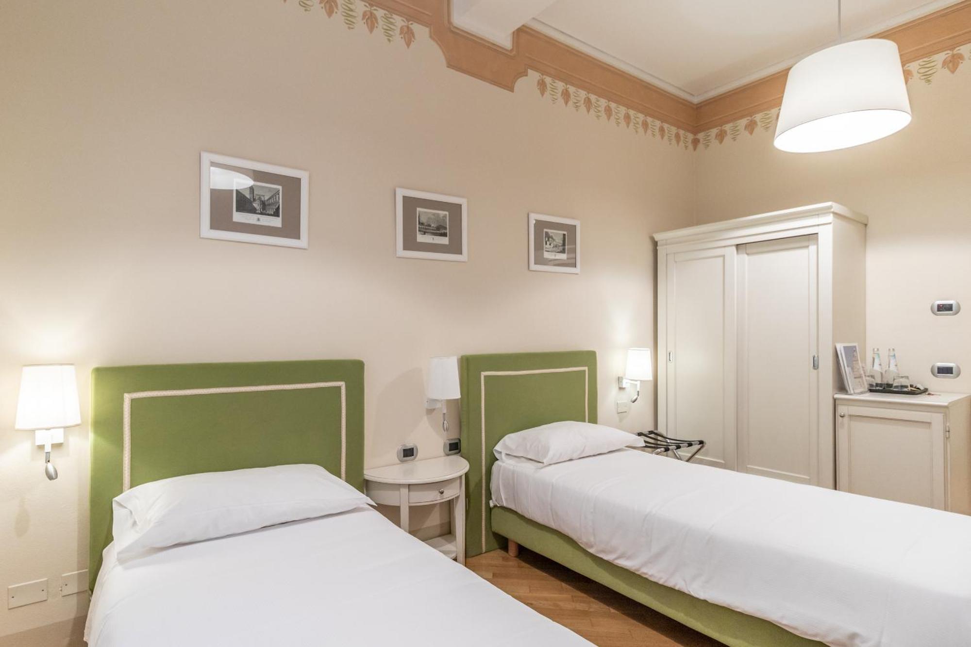 Casa Isolani Luxury Rooms Piazza Maggiore 1 Bolonia Zewnętrze zdjęcie