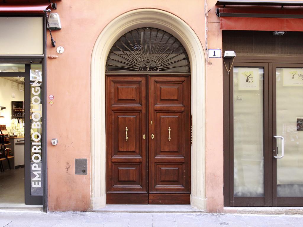 Casa Isolani Luxury Rooms Piazza Maggiore 1 Bolonia Zewnętrze zdjęcie