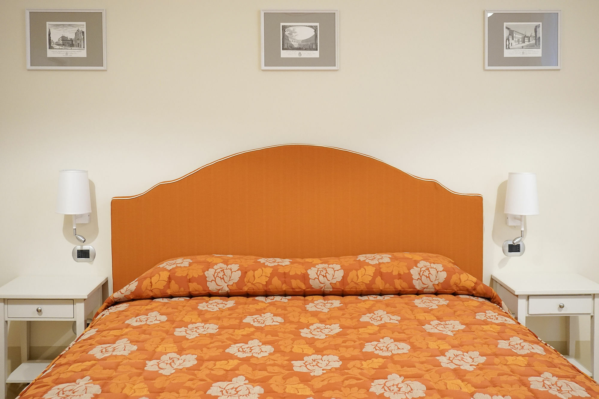 Casa Isolani Luxury Rooms Piazza Maggiore 1 Bolonia Zewnętrze zdjęcie