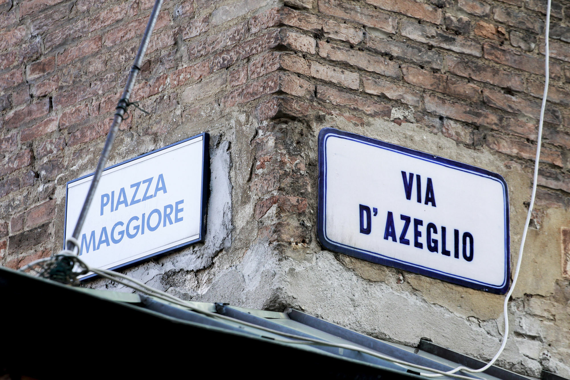 Casa Isolani Luxury Rooms Piazza Maggiore 1 Bolonia Zewnętrze zdjęcie